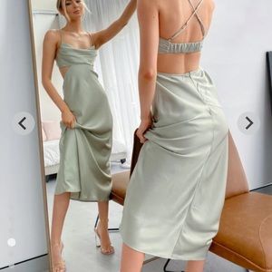 Beginning Boutique Taleah Maxi Dress Sage AU10/US6